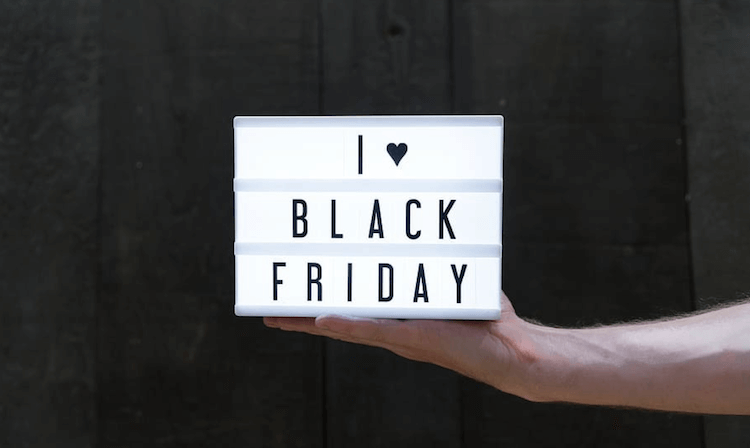 Black Friday selling tips: Black Friday sign